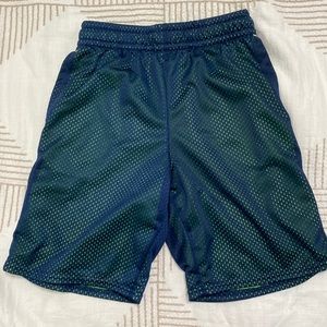 Athletic works kids workout shorts L
